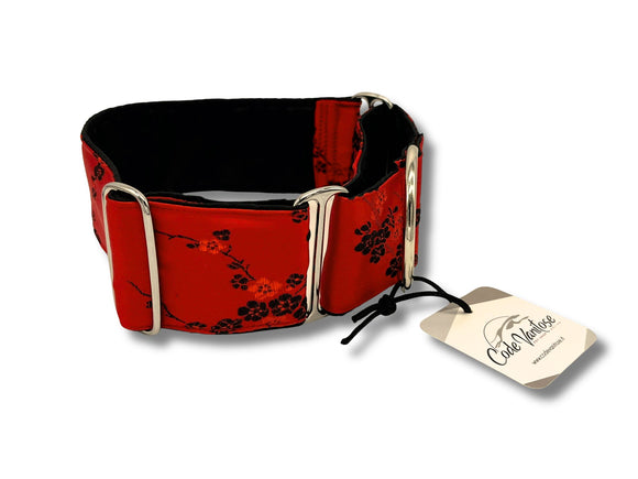 "RED JAPAN ROSE" MARTINGALHALSBAND FÜR WHIPPET UND WINDHUND