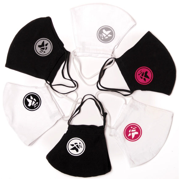 SCHWARZE WASCHBARE MASKE „FACE MASK 02“ MIT WEISSEM GREYHOUND-LOGO 