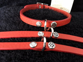 KORU RED LEATHER MEDAL HOLDER H 1 CM